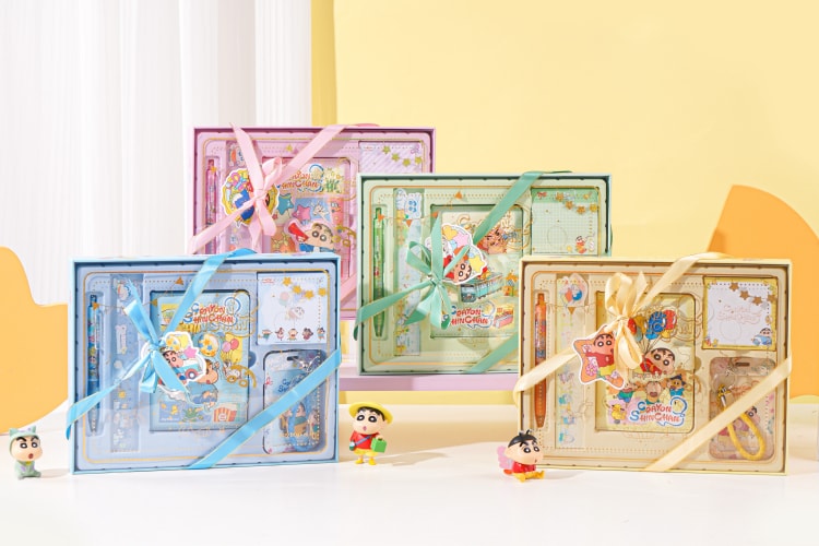 JT-101875 Crayon Shin-chan PU Notebook set 快乐小新-磁扣本礼盒