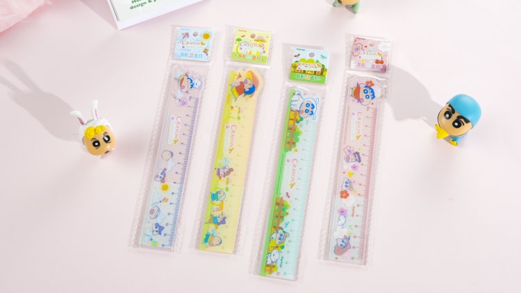 JT-101784 Crayon Shin-chan Ruler 15cm 野趣时光-异形亚克力直尺(15cm)