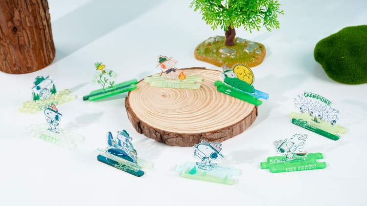 Snoopy acrylic stand mystery box JT-101472 野营日记-立牌惊喜盒