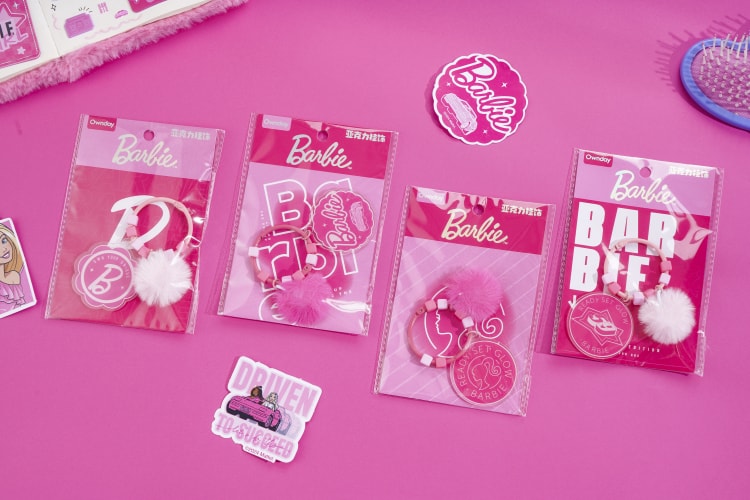 OD-500753 Hi Barbie-Acrylic pendant 嗨！芭比-亚克力挂饰